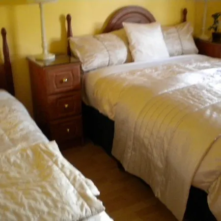 Hotel Brookville House Ennis