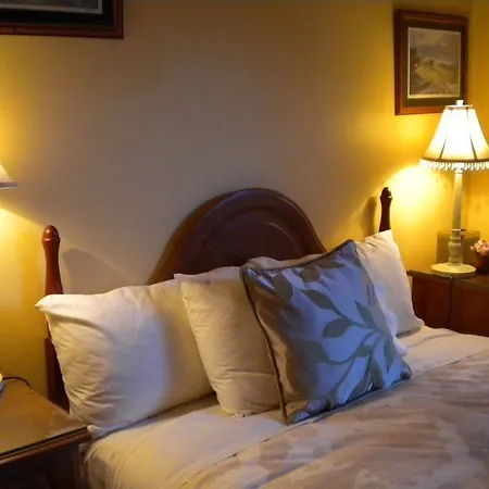 Hotel Brookville House 3*